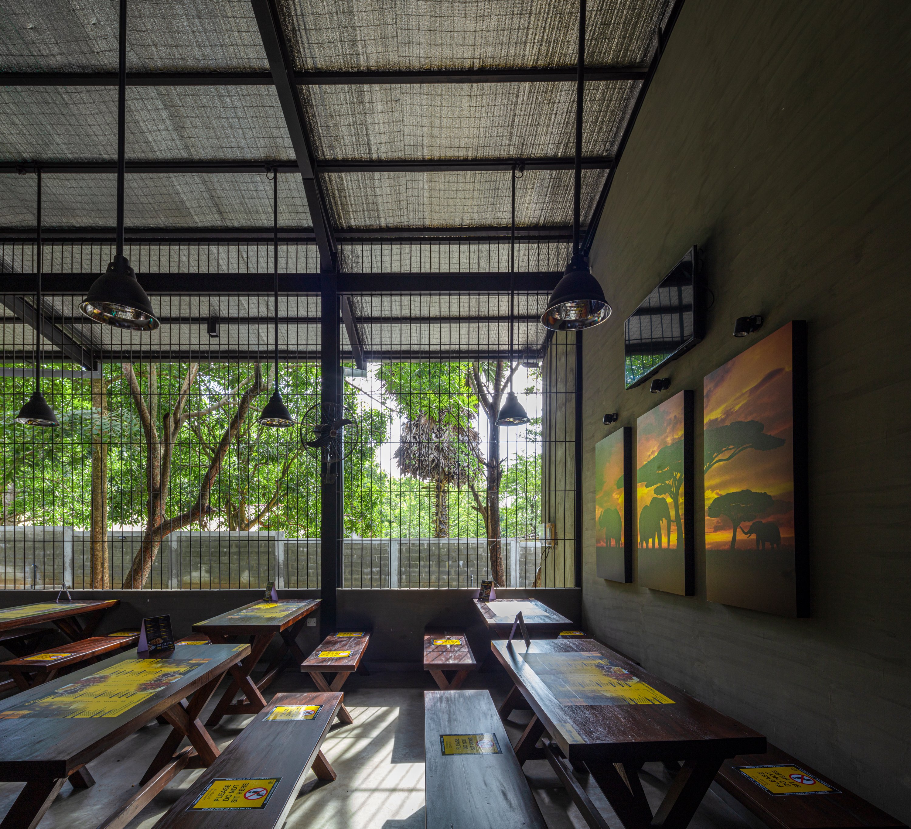 ARCHITECTURAL - RIVER HOUSE
